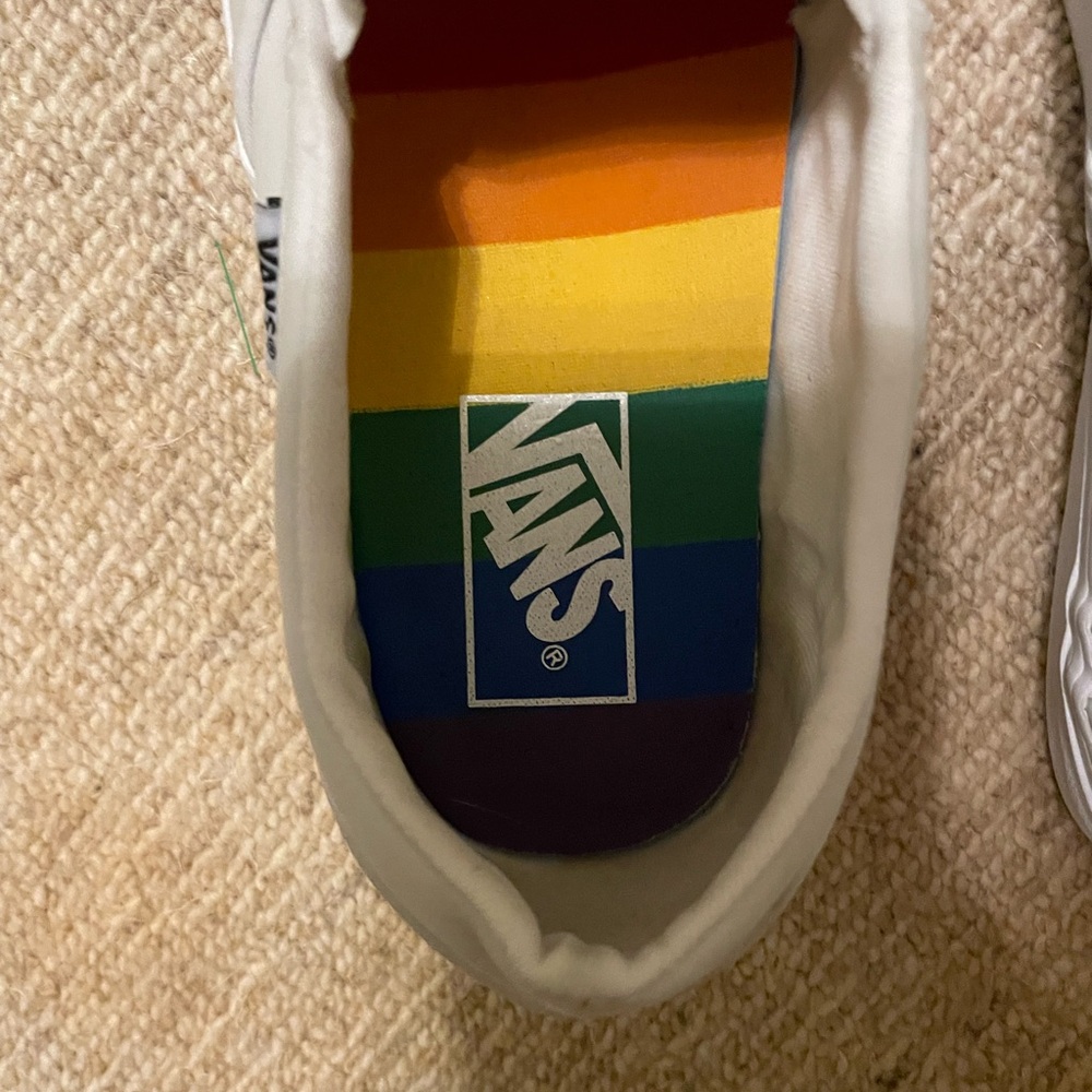 Vans White Slip-On Sneakers with Rainbow Heart Design Aster Pride - Picture 2 of 7